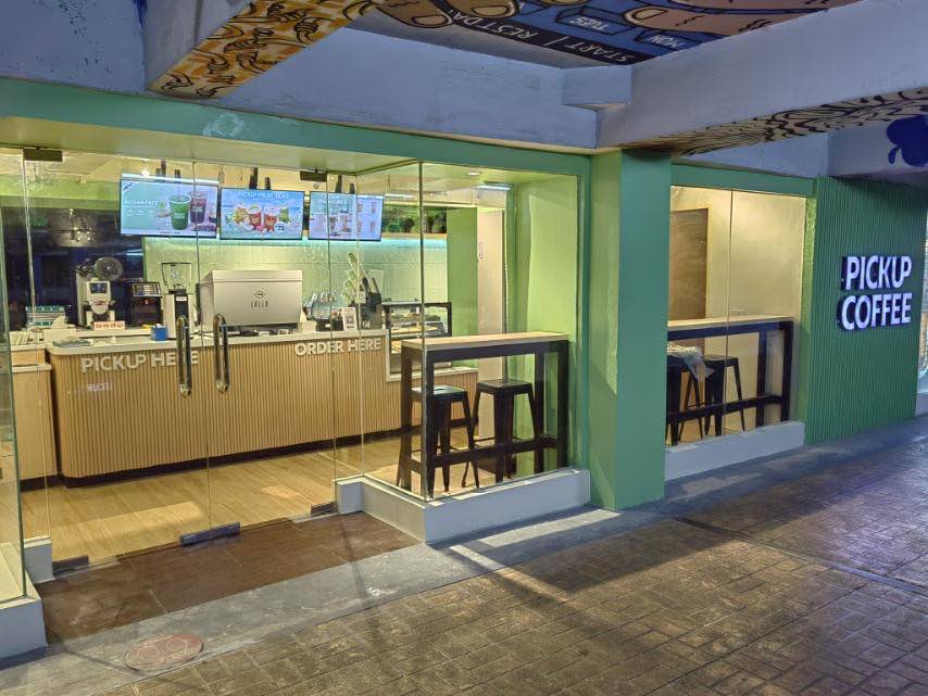 Pickup Coffee - Dela Rosa Carpark 1